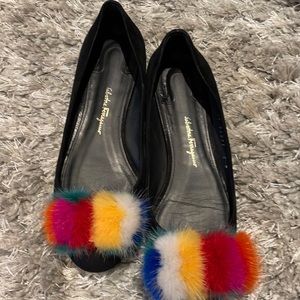 real ferragamo shoes size 6 with gorgeous fur on the bow
